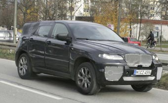 BMW X6  V5.    Leftlanenews.com