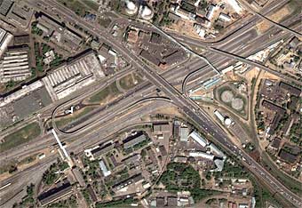  .   maps.google.com