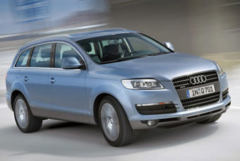 Audi Q7.    Morotauthority.com
