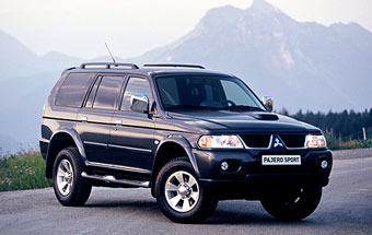 Mitsubishi Pajero Sport.  Mitsubishi