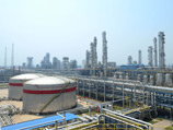    Sinopec (China Petroleum and Chemical Corporation)  33%         Apache