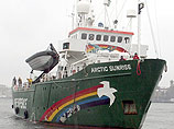  Greenpeace Arctic Sunrise  c    