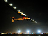 Самолет Solar Impulse 2 с двигателями, работающими от солнечных батарей, завершил свой последний двухдневный этап кругосветного путешествия, благополучно приземлившись в Абу-Даби