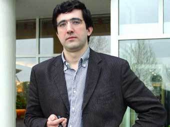    ""   .    chessbase.com