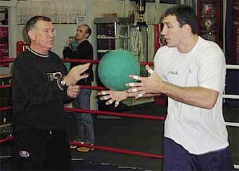   .  klitschko.com