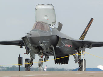  F-35.  Lockheed Martin.