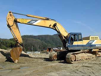  Kobelco.    