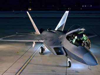 F-22 Raptor.    www.airdestroyer.ru