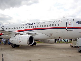 Sukhoi Superjet 100.   , "."