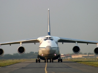-124-100 "".  Kristof Jonckheere   airliners.net