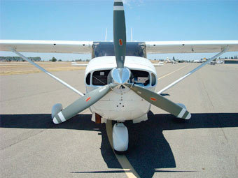 Cessna 207.     controller.com