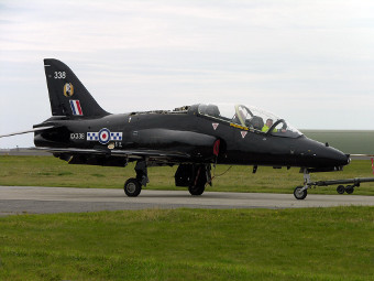 BAE Hawk T1  .    planesandchoppers.com