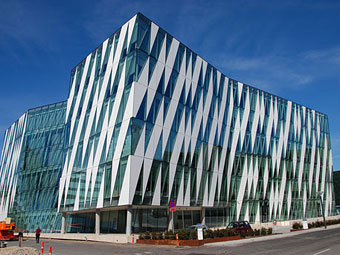  Saxo Bank  .    divinearchitect.org