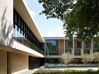   Sainsbury Laboratory.  (c) Hufton + Crow    Riba Stirling Prize