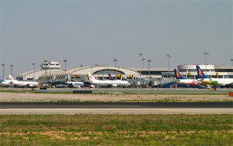   .      Airliners.Net 